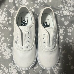 Vans White Sneakers Classic Style brand new